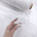 Белые снежинки на белоснежном еврофатине