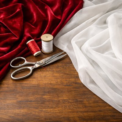 Какая ткань лучше: бархат или шифон